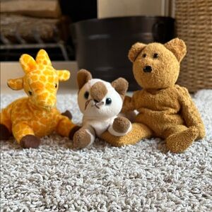 Set of Beanie Babies - Giraffe, Cat, and Bear
